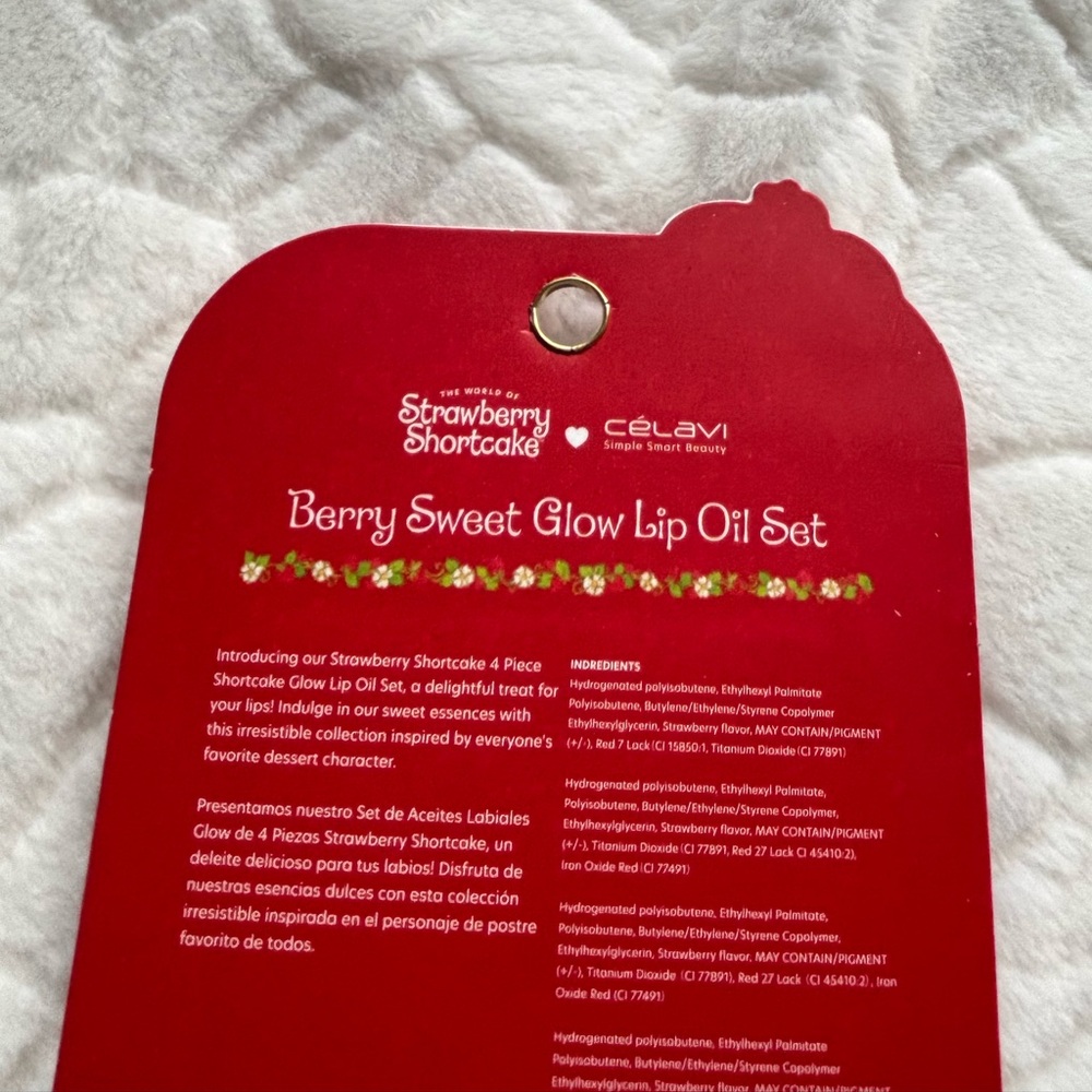 Célavi Strawberry Shortcake Berry Sweet Glow Lip Oil Set - Picture 7 of 7